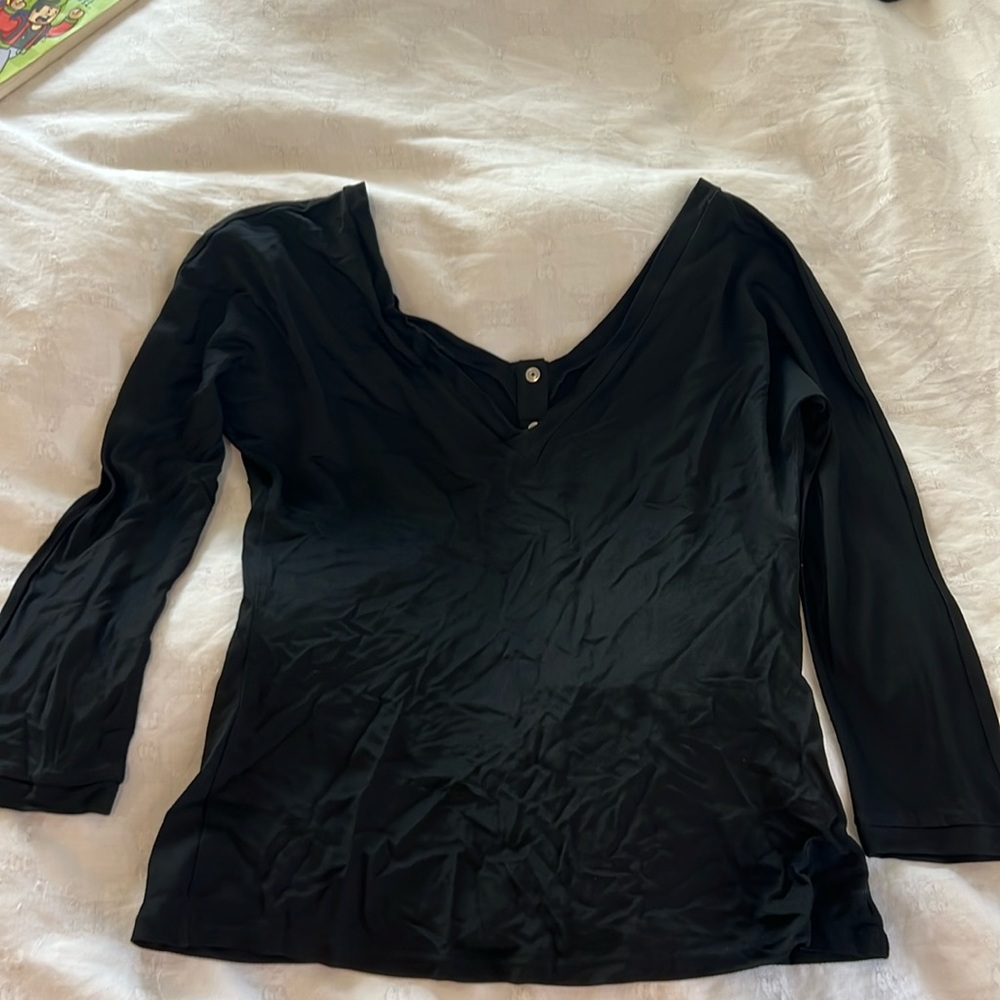 Maxmara black v neck blouse, Sz. L, tissue material